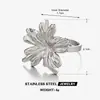 Moda Europea y Americana Tendencia Anillo de Flor Minimalista de Acero Inoxidable Titanio Chapado en Oro de 18K Anillo Pequeño de Flor Venta al por Mayor de Fábrica