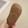 Botas de Nieve para Bebé Niños 2025 Invierno Nuevo Estilo Botas de Terciopelo de Algodón Engrosadas para Niña Zapatos Cálidos para Niños Pequeños Zapatos de Algodón