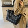 Bolsa de mão com corrente de losango transfronteiriça 2024 nova bolsa feminina elegante versátil grande capacidade ombro moda executiva bolsa tote