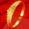 Pulsera de corona dorada chapada en oro para boda, electrochapado al vacío, pulsera abierta de corona de princesa, regalo de fábrica de monedas europeas, venta al por mayor