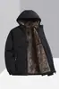 Chaqueta de Invierno para Hombre 2026 con Forro de Polar, Abrigo de Algodón Engrosado, Chaqueta Nueva de Algodón Cálido, Chaqueta Casual con Capucha y Cuello Alto para Papá