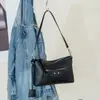 Bolso de Cuero Genuino para Mujer de Venta Caliente Transfronterizo, Nuevo Bolso Versátil de Hombro Cruzado para el Brazo, Bolso de Motociclista de Cuero de Vaca de Primera Capa Natural con Aspecto Envejecido para Mujer