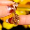 Ramas Doradas y Hojas de Jade Hebilla de Oreja de Diamante Color Champagne de Alta Gama Pendientes de Hoja Exquisitos de Zirconia Pendientes Elegantes de Lujo para Mujer