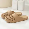 Zuecos para Mujer 2026 Modelo Nuevo para Interiores Hogar Baño Antideslizantes Pantuflas Zuecos Especiales para Baño Estilo Masculino