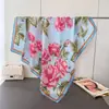 2025 Bufanda Cuadrada Grande Shawl Pañuelo para la Cabeza Calentador de Cuello Bufanda Decorativa de Satín con Estampado Floral Romántico Imitación Seda