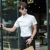 Camisas Casuais de Manga Curta de Verão Atravessando Fronteiras no Atacado 2025 Novas Camisas de Manga Meia-Manga Tendência Estilo Coreano Roupas Formais de Negócios Profissionais