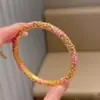 Pulsera Popular de Flor de Durazno Esmaltada con Filigrana en TikTok Live, Mismo Estilo que en Tiendas de Oro, Anillo Cerrado Liso de Oro Arenado, Regalo para Esposa