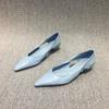 Novos Sapatos Europeus Femininos Primavera e Outono Sapatos de Salto Baixo Sapatos de Gato Couro de Cera de Óleo Feminino Atacado Moderno e Confortável Bico Fino Vazado