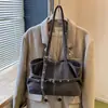 2025 Nuevo Bolso de Axila con Textura de Gamuza Otoño e Invierno Bolso de Hombro de Gamuza Escarchada Bolso Baguette Retro de Nicho