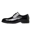 Sapatos formais masculinos de couro, sapatos casuais masculinos para casamento com padrão de crocodilo, sapatos de bico fino estilo britânico, sapatos masculinos de tamanho grande para vendas transfronteiriças, modelo 799601