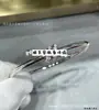 Pulseira Nó de Corda Totalmente Cravejada V Banhada a Ouro 18K Dupla Camada Pulseira Nó Totalmente Cravejada Presente para Aniversário da Namorada Estilo Luxo Leve Versátil