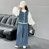 Conjunto para Meninas 2026 Novo Verão Infantil Estiloso Fashionável Menina Criança Mais Velha Colete Jeans Calça Wide Leg Conjunto de Três Peças