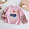 Camiseta Infantil para Primavera e Outono 2026, Novo Estilo para Crianças Pequenas, Blusa de Manga Longa com Desenho e Design Falso de Duas Peças, Roupa de Outono para Bebês
