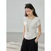 Camiseta de Manga Curta com Cintura Marcada e Pregas Inspirada em GemingDesign 2026 Guangzhou Shisanxing Novo Top Estilo Coreano Bn182