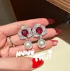 Set de Joyería Año Nuevo Chino Flor de Camelia Rubí Perla Colgante Collar Floral Diamante Incrustado Concha Perla Aretes