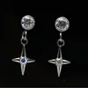 Pendientes Colgantes de Estrella de Cuatro Puntas de Aleación de Titanio F136 Pendientes de Titanio para Perforación Pendientes Planos Rosca Interna Inferior Joyería para Hueso de la Oreja Venta al por Mayor