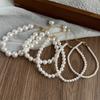 Pulsera de Perlas de Cristal Blanco Australiano de Alto Brillo Chapada en Oro de 14K con Cuentas Simple Moda Versátil Apilable para Mujeres