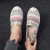 Sapatos de Pano Velho de Pequim para Mulheres 2026 Novo Estilo Pescador Sola Lisa Primavera e Verão Sola Macia Moda Mãe Genuíno Slip-On Sapatos de Lona