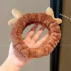 Diadema divertida estilo coreano de dibujos animados para mujer, con diseño de peluche, perfecta para usar al aplicar mascarillas faciales o lavarse la cara, y también adecuada para crear un peinado de coleta alta.