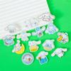 Broche Lindo de Perro Canela Periférico de Sanrio Insignia de Dibujos Animados de Acrílico Broche al por Mayor Decoración de Mochila Colgante Pequeño