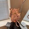 Bolsa Feminina Color-Blocking Elegante e Simples Verão 2026 Nova Casual Nicho Ombro Transversal Tendência Bolsa para Celular
