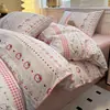 2026A Nuevo Estilo Estilo Fair Isle Borde de Concha Algodón Acolchado Juego de Cama de Cuatro Piezas, Juego de Tres Piezas para Dormitorio, Artículo Individual
