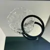 Pulseira Mais Vendida no Tiktok para Mulheres, Acessório Versátil e de Alto Padrão, Design Fino de Barra Redonda Que Faz as Mãos Parecerem Mais Brancas, Pulseira de Joia Presente para o Festival Qixi