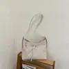 Bolso de mano tejido de diseño exclusivo para mujer 2026 Nueva moda Gran capacidad Bolso de hombro único Versátil Bolso cruzado para el día a día