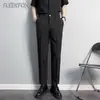 Nueva colección de invierno: pantalones de negocios casual para hombre con forro polar añadido, tela más gruesa, caída favorecedora, diseño simple, transpirables y un toque de lujo discreto.