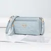 2026 Nova Bolsa Feminina de Design Nicho Coreano Bolsa de Ombro Acolchoada Bolsa de Axila Bolsa de Férias de Grande Capacidade Bolsa Transversal