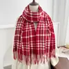Bufanda de cuadros estilo británico de cachemira sintética, unisex, para otoño e invierno, con flecos, versátil, cálida, a prueba de viento y que irradia una vibra sofisticada
