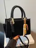 Bolso Cuadrado Pequeño de Ante Estilo Retro Transfronterizo, Bolso Cruzado Femenino Versátil y de Moda Estilo Coreano, Bolso Pequeño de Alta Gama para Viajes