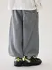 Outono de 2026 Nova Roupa Infantil Estilosa Bordado de Letras Calça de Moletom Solta Meninos Crianças Médias e Grandes Calças Esportivas Casuais