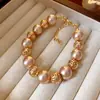 Pulsera Redonda de Perlas Retro Francesa Gancho de Pendiente de Lujo Ligero de Gama Alta de Moda Collar Set de Joyería Versátil Otoño Invierno para Mujeres