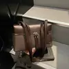 Bolsa Quadrada Pequena da Moda Transfronteiriça para Mulheres, Toque de Luxo Leve de Alta Qualidade, Bolsa de Ombro Único Transversal, Grande Capacidade, Bolsa de Axila Nicho para o Dia a Dia
