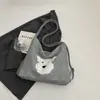 Bolsa de Verão 2025 Grande Capacidade Couro Macio Bolsa de Ombro Feminina Nova Mochila de Urso de Pelúcia Bolsa de Mão Bolsa Feminina