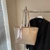 Bolso Tote de Gran Capacidad Estilo Coreano Simple Estilo Occidental Combinable para Mujer 2025 Nuevo Casual para Ir al Trabajo Textura de Alta Gama Bolso de Hombro