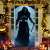 Amazon Capa de Porta de Palhaço de Terror de Halloween 3D Realista Porta e Janela Quebradas Caveira Arrombando Janela Decoração de Porta Inteira