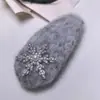 Pinza para el pelo de felpa con copo de nieve y perla para otoño e invierno, pinza lateral para el pelo, accesorio para el pelo de ambiente festivo de alta gama