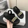 Sandálias Plataforma Estilo Influencer da Moda com Tiras, Sandálias Elegantes de Solado Grosso, Novo Modelo Verão 2026, Sandálias de Praia Confortáveis e Duráveis para Uso Externo