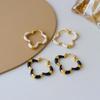 Aretes de Trébol de Cuatro Hojas Retro Europeo y Americano de Lujo Ligero con Gota de Aceite de Color, Aretes de Aro, Moda Elegante Exquisita, Combinables, Aretes con Sensación de Alta Gama