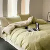 Juego de ropa de cama de algodón 100% de grado A para maternidad e infantil, juego de cuatro piezas de algodón puro con un diseño de dos tonos simple y de alta gama, que incluye funda de edredón, sábana plana y sábana bajera