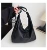 Bolsa Tote Retrô de Grande Capacidade 2025 Novo Estilo Moda Simples Splicing Bolsa de Axila Bolsa de Ombro para Pendurar Transversal para Mulheres