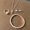Collar de Zirconia Clásico de Seis Garras Colgante Simple Transfronterizo Europeo y Americano Anillo Pendientes Pulsera Femeninos Versátiles Set de 4 Piezas