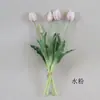 Goma Suave Ramo de 5 Tallos Tulipanes Decoración de Mesa para el Hogar Boda Ramo de Novia Tulipanes de Tacto Artificiales