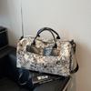 Bolsa Bordada de Gran Capacidad para Mujer 2026 Nuevo Estilo Casual Cruzada Equipaje para Viajes de Negocios Bolsa Portátil para Viajes de Corta Distancia