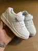 Zapatillas de moda para niños colección otoño 2026: Zapatos casuales unisex de velcro, tallas medianas y grandes, zapatillas blancas versátiles