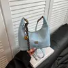 Bolso de Mano de Moda y Estilo Dumpling para Mujer, Nuevo Verano 2026 Versión Coreana Tendencia Alto Valor Color Sólido Bolso de Hombro Cruzado