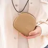 Bolso para Lipstick Estilo Coreano de Piel de Vaca de Primera Capa con Cuelga Cuello para Guardar Monedas y Llaves Bolso Pequeño de Cuero Genuino para Mujer Venta al por Mayor