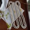 Hermoso collar de doble capa de perla Shijia de 8 mm de color blanco cálido con nudo de cadena para suéter de mujer.